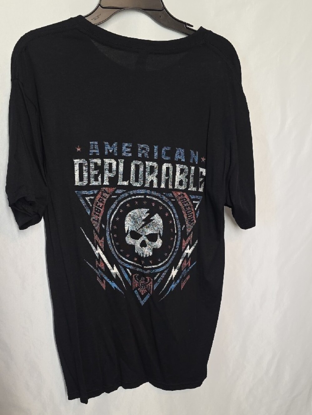 Men's Black Graphic Crewneck T-Shirt - Classic Casual - Picture 3 of 6